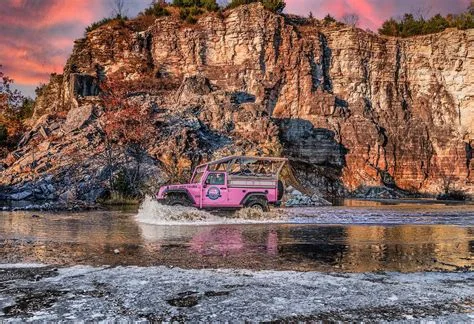PINK JEEP